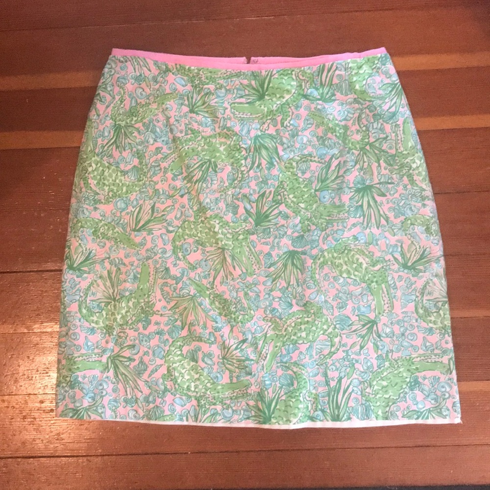 Lilly Pulitzer alligator pattern size 10 skirt